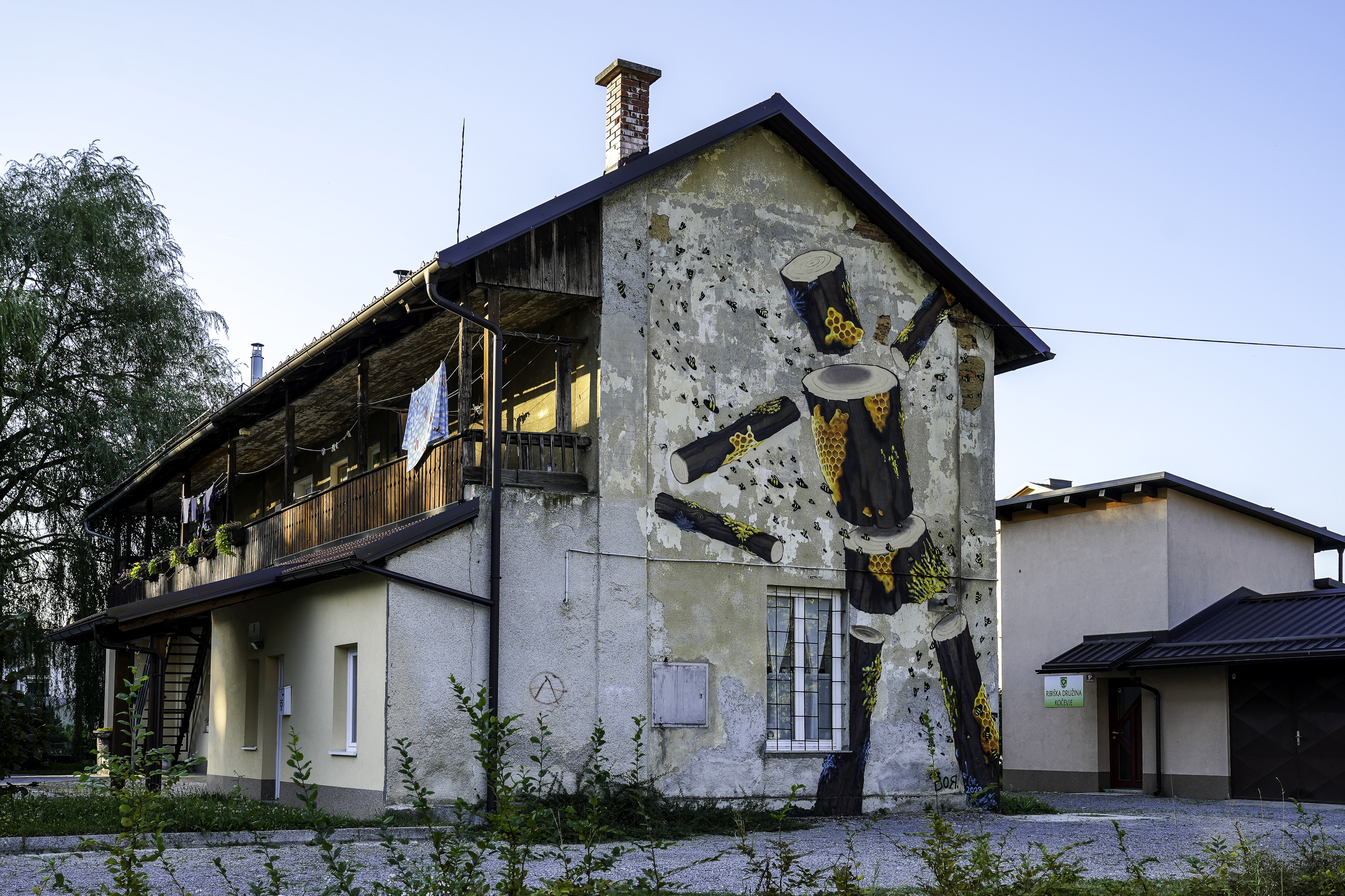 13_DSC09130.jpg foto-kapele.si  mural